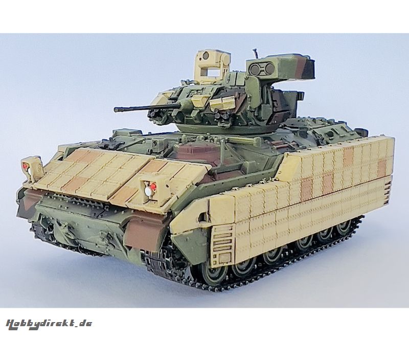 1:72 M2A3 Bradley w/ERA (Camouflage) Carson 63125 540063125