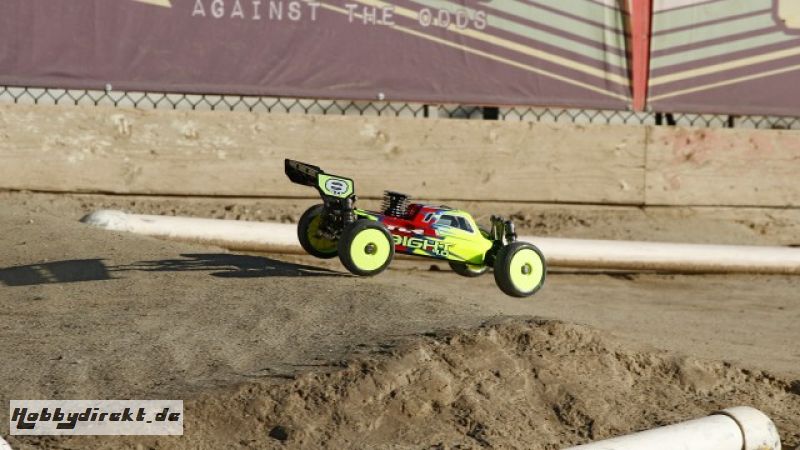 8IGHT 4.0 Race Kit: 1/8 4WD Nitro Buggy Horizon TLR04003