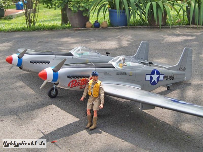 F-82 Twin Mustang / 2030mm Pichler C7263