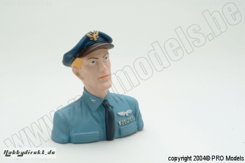 BUST CAPTAIN 1/6 AT072