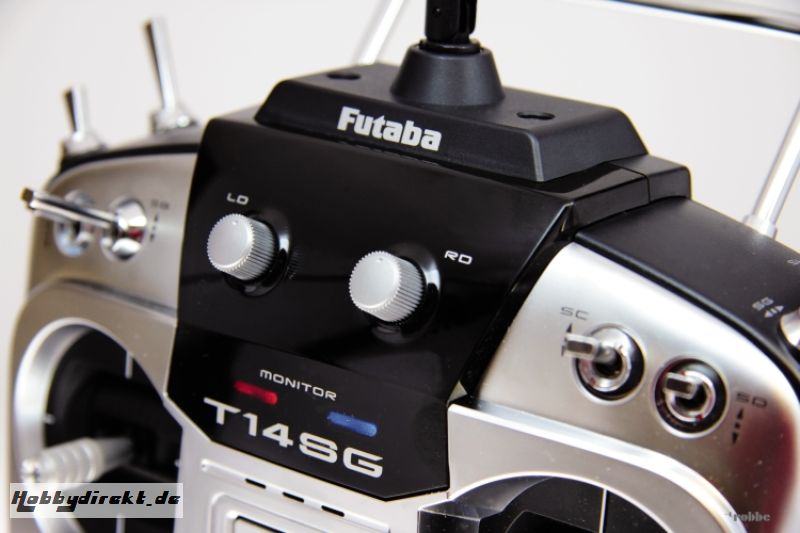 T14SG-R7008SB 2,4 GHz FASSTest Futaba F8075